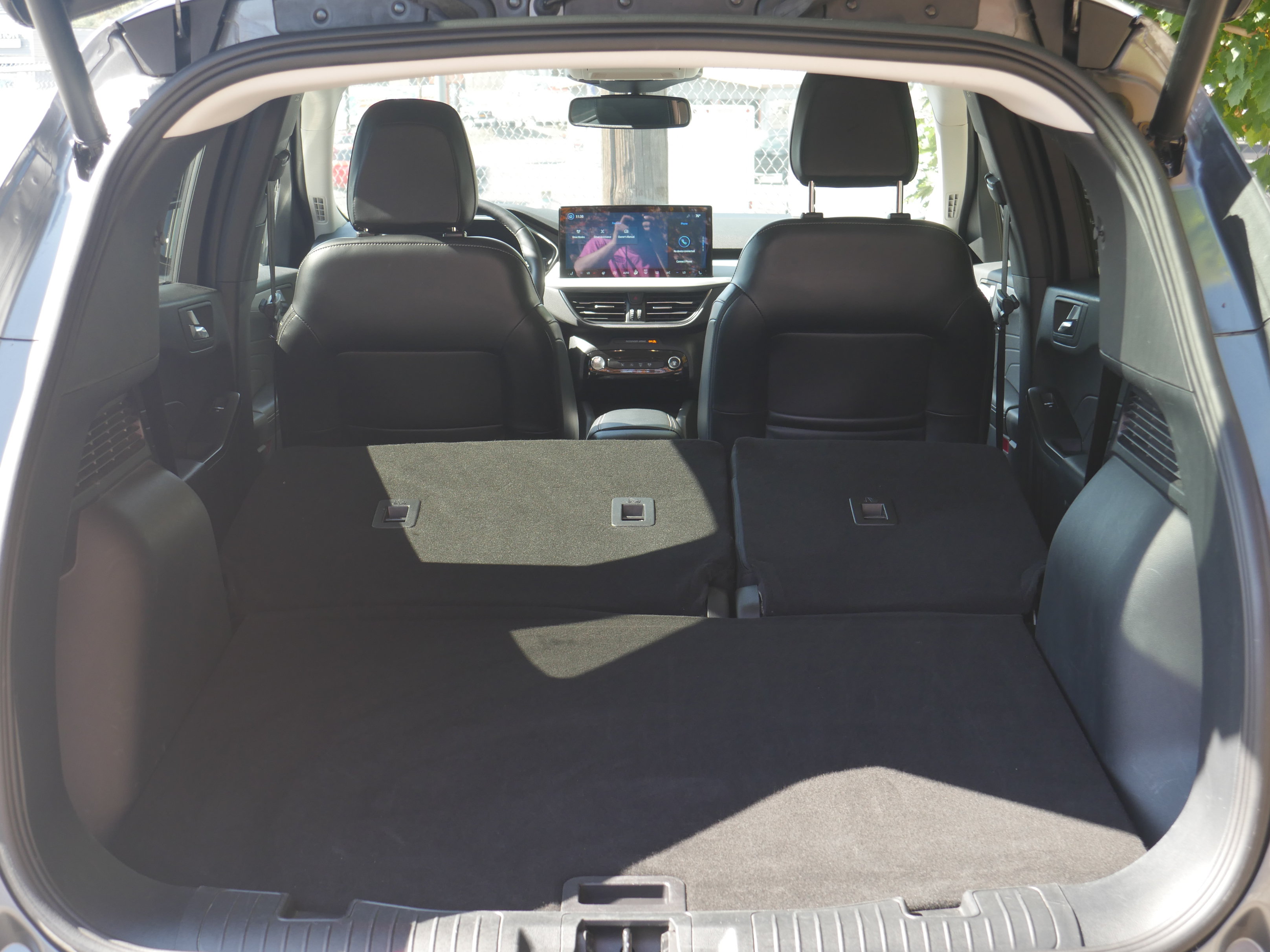 Certified 2025 Ford Escape Platinum AWD/4WD image 21