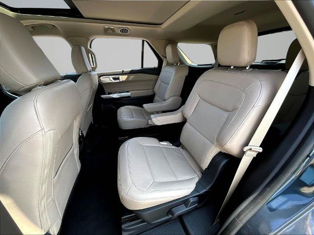 Certified 2022 Ford Explorer Limited w/ Equipment Group 301A AWD/4WD image 22