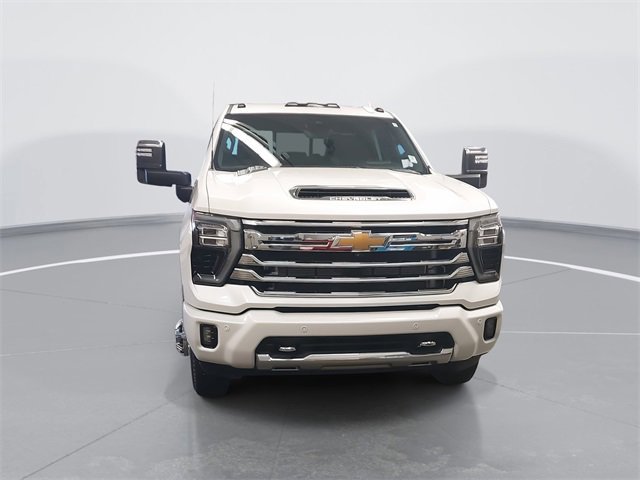 Used 2024 Chevrolet Silverado 3500 High Country w/ Technology Package image 8