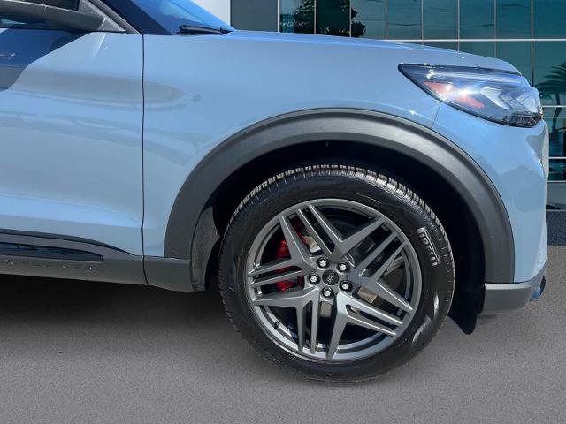 Certified 2026 Ford Explorer ST w/ Sun And Sound Package AWD/4WD image 9