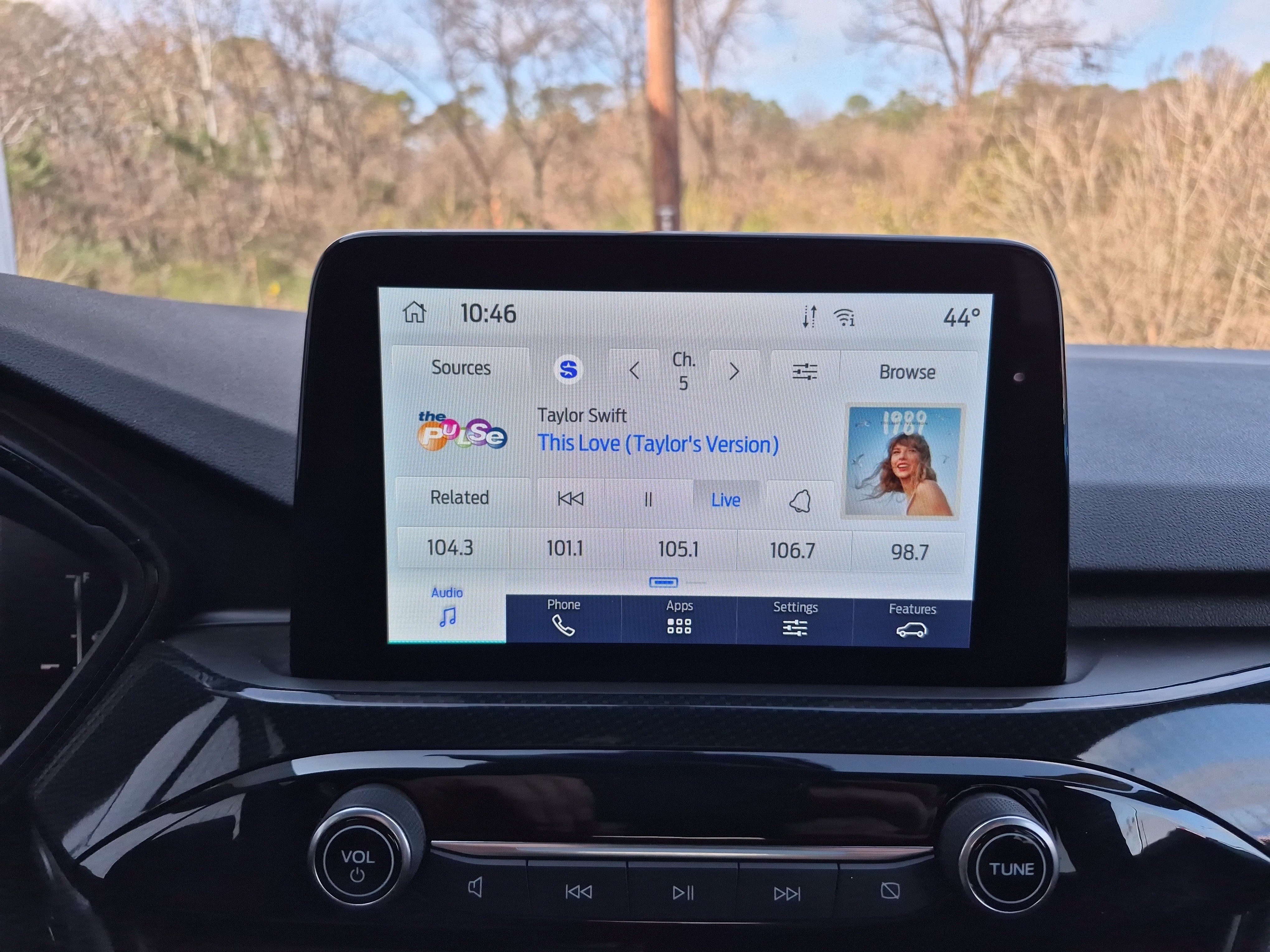 Certified 2025 Ford Escape ST-Line Elite image 34