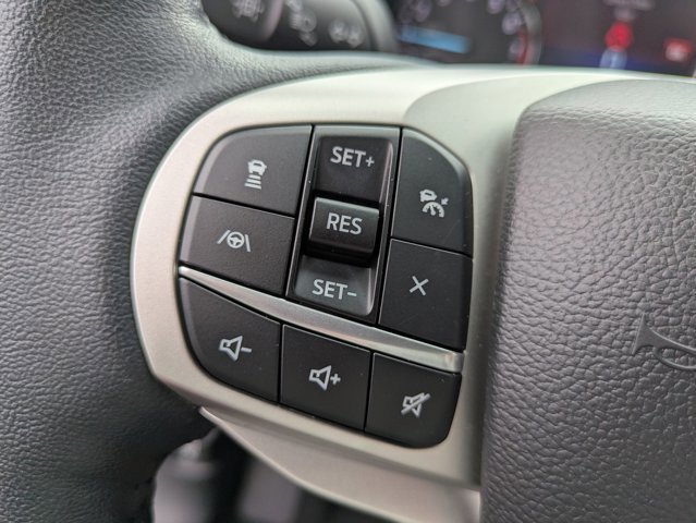 Certified 2022 Ford Explorer XLT w/ Equipment Group 202A image 17