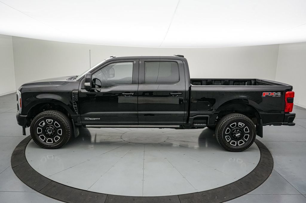 Certified 2025 Ford F250 Platinum AWD/4WD image 8