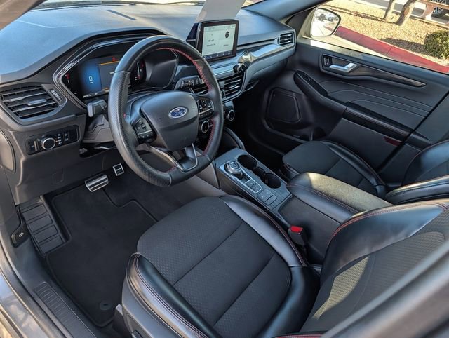Certified 2024 Ford Escape ST-Line image 9