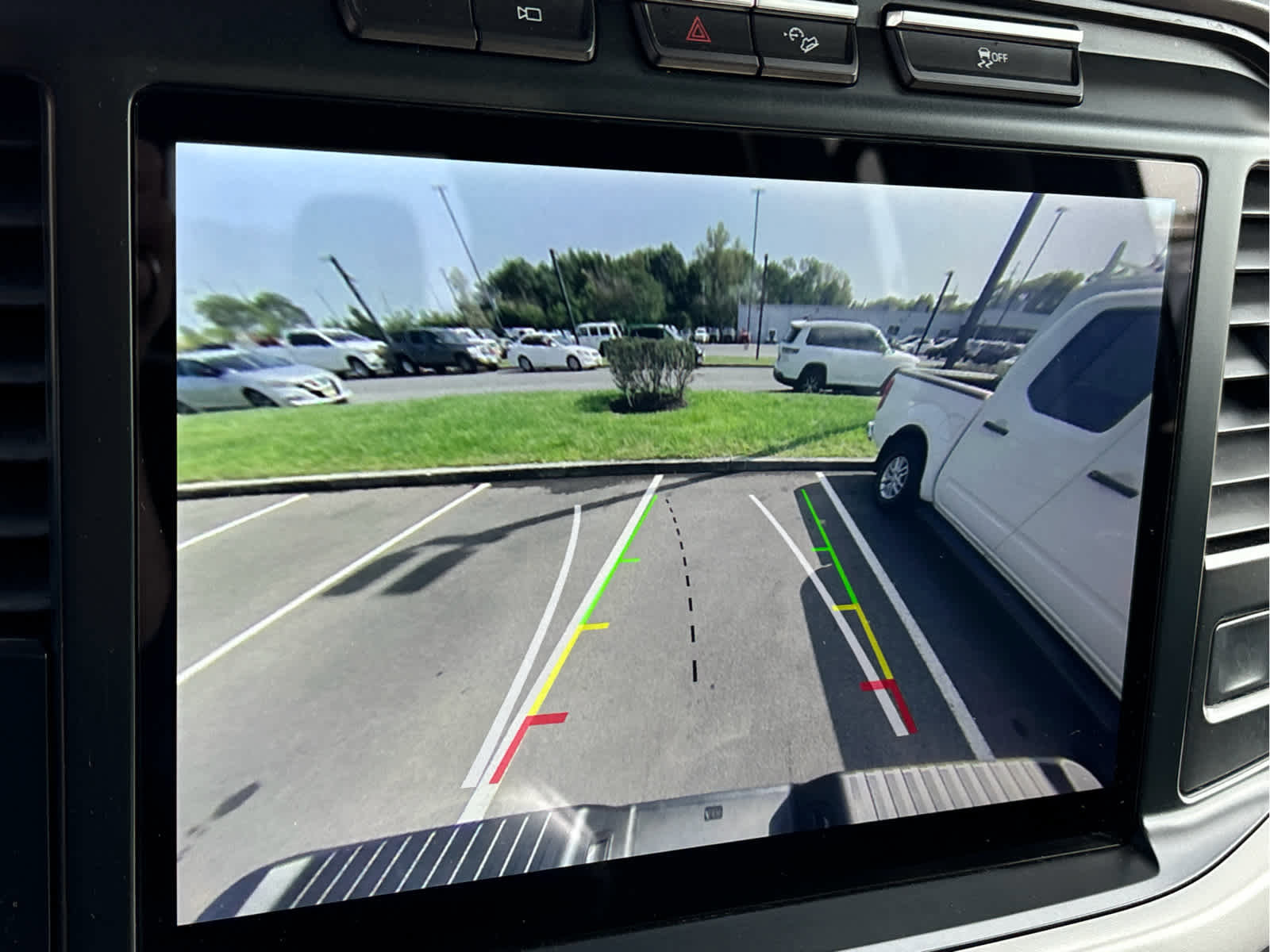 Certified 2022 Ford F150 XLT w/ Equipment Group 302A High image 25