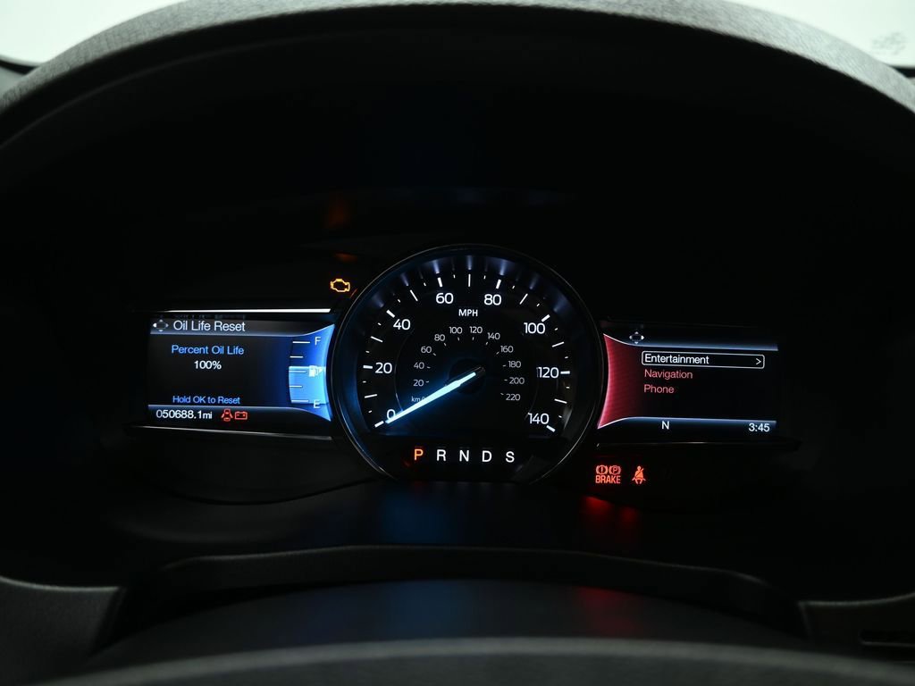 Certified 2017 Ford Explorer XLT w/ Equipment Group 202A image 14