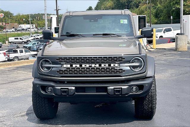 Certified 2025 Ford Bronco Badlands AWD/4WD image 3