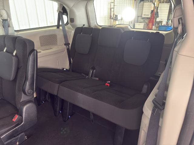 Used 2019 Dodge Grand Caravan SE w/ UConnect Hands-Free Group FWD image 10