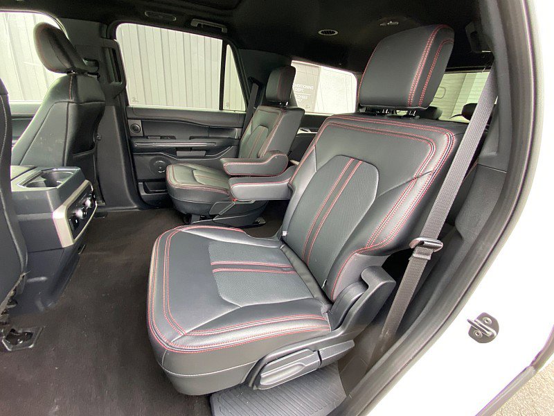 Certified 2023 Ford Expedition Limited image 30