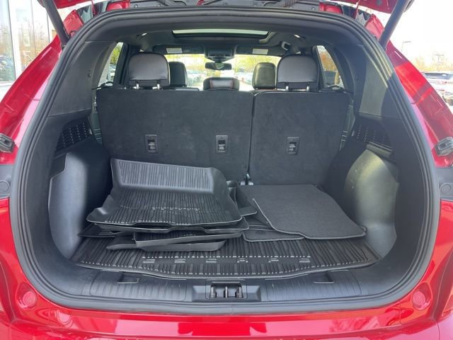 Certified 2025 Ford Escape ST-Line Elite w/ Premium Technology Package AWD/4WD image 12
