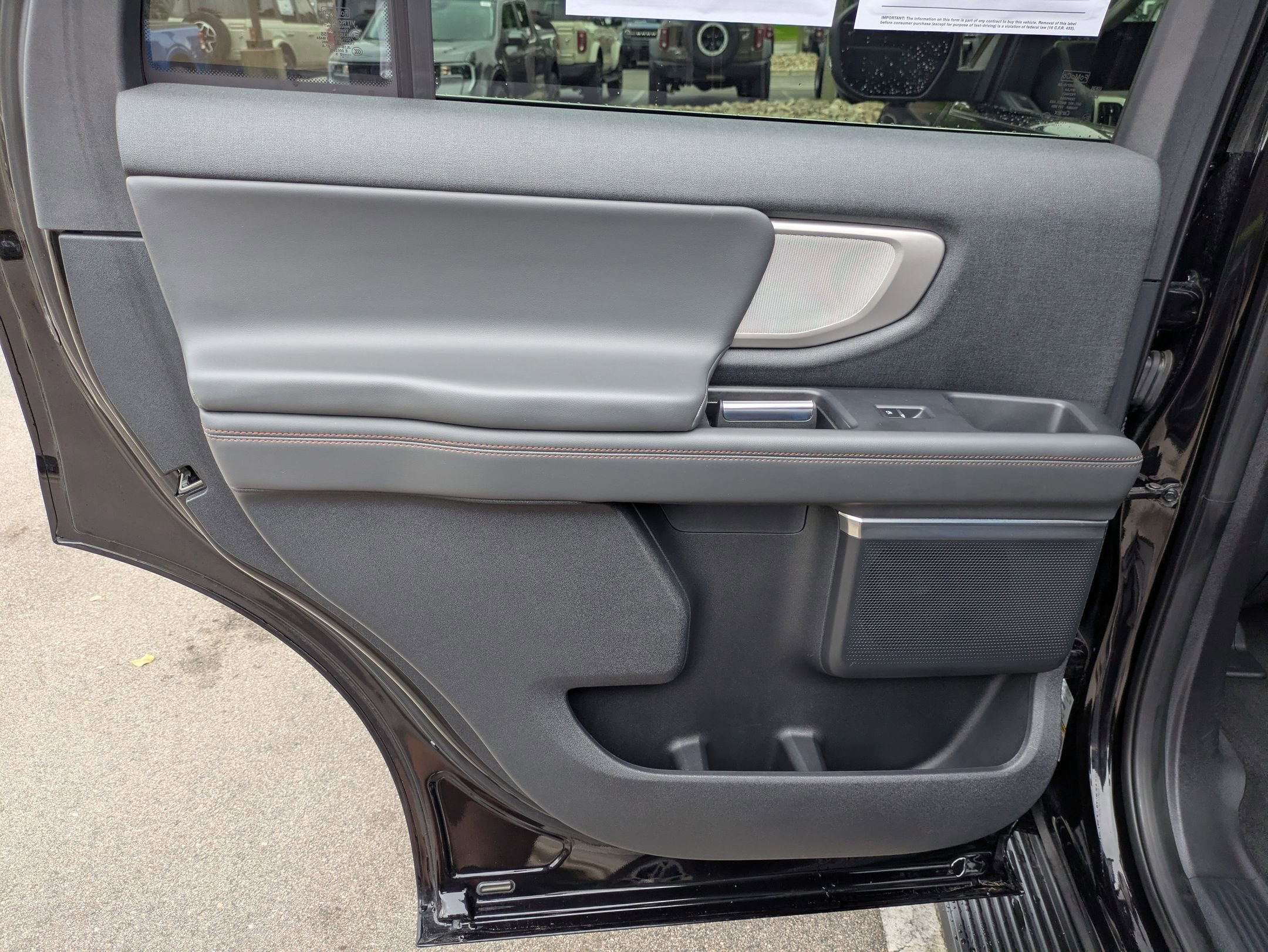 Certified 2025 Ford Expedition Active AWD/4WD image 29