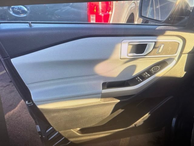 Certified 2023 Ford Explorer XLT w/ Equipment Group 202A AWD/4WD image 13