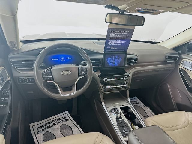 Certified 2023 Ford Explorer Platinum image 32