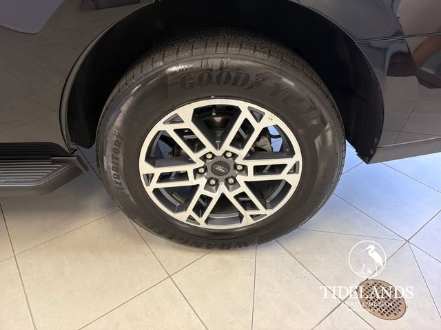 Certified 2025 Ford Expedition Active RWD image 33