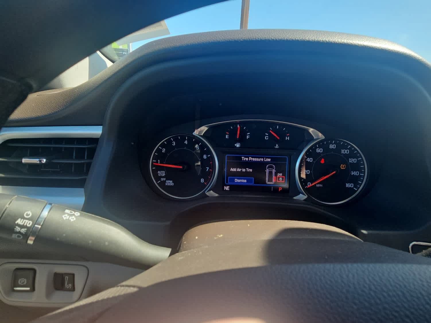 Used 2022 GMC Acadia SLE FWD image 20