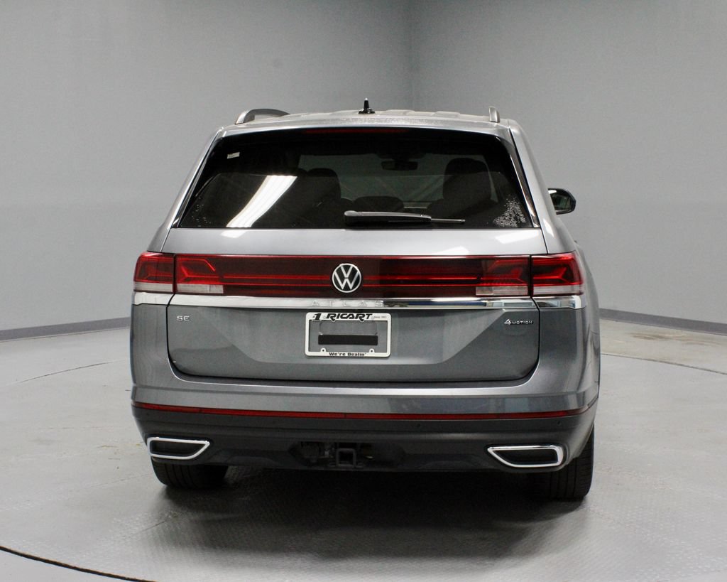Used 2025 Volkswagen Atlas SE AWD/4WD image 10