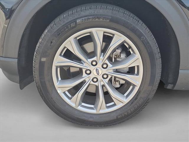 Certified 2022 Ford Explorer XLT w/ Equipment Group 202A AWD/4WD image 27