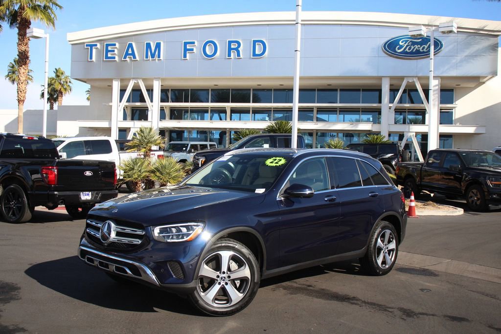 Used 2022 Mercedes-Benz GLC 300 image 2
