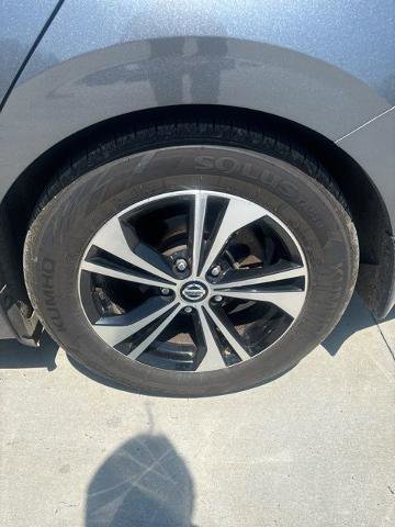 Used 2020 Nissan Sentra SV image 4