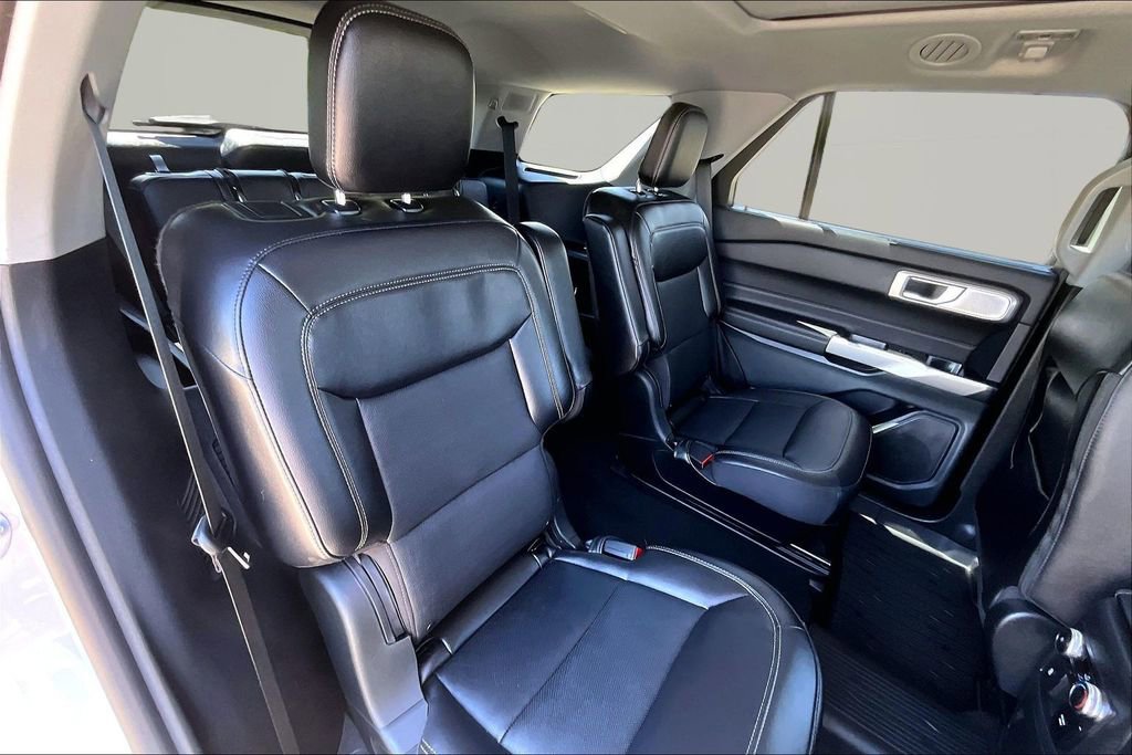Certified 2024 Ford Explorer Limited w/ Limited Technology Package AWD/4WD image 27