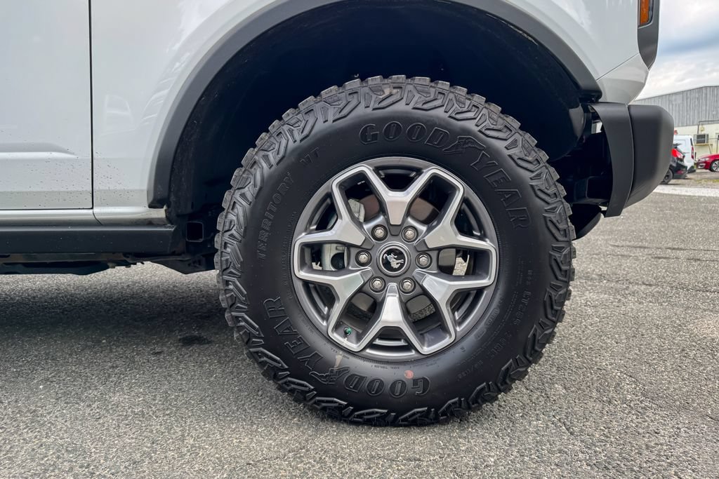 Certified 2025 Ford Bronco Badlands AWD/4WD image 11
