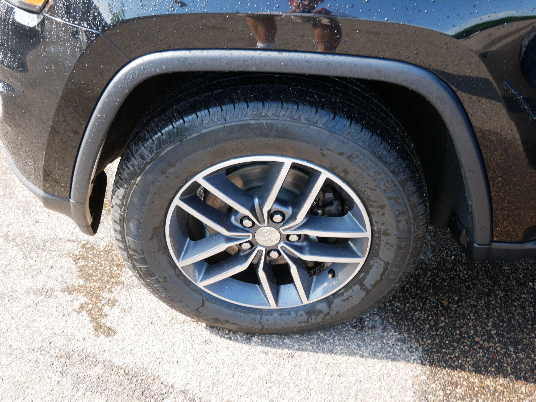 Used 2018 Jeep Grand Cherokee Limited w/ Trailer Tow Group IV AWD/4WD image 15