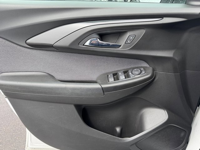 Used 2022 Chevrolet TrailBlazer LT image 13