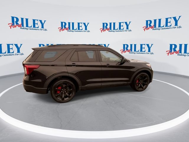 Certified 2023 Ford Explorer ST w/ Equipment Group 401A AWD/4WD image 9