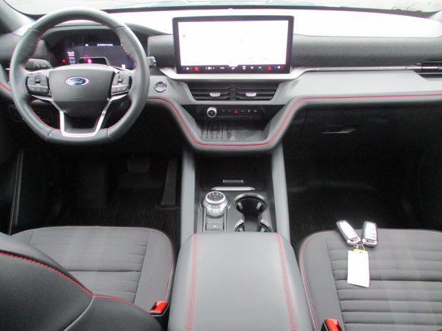 Certified 2025 Ford Explorer ST-Line w/ Premium Package AWD/4WD image 6