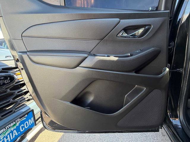 Used 2021 Chevrolet Traverse Premier w/ Redline Edition AWD/4WD image 24