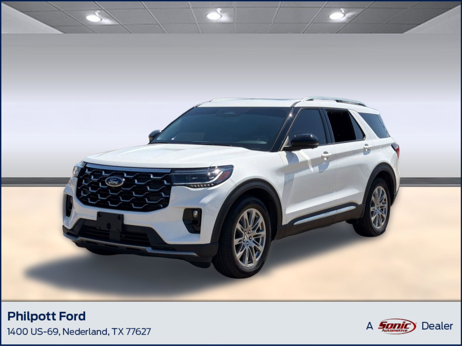 Certified 2025 Ford Explorer Platinum RWD image 1