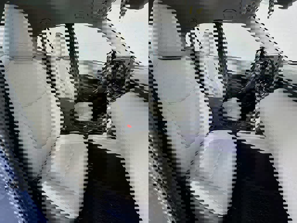 Used 2023 Toyota Corolla Cross LE image 18