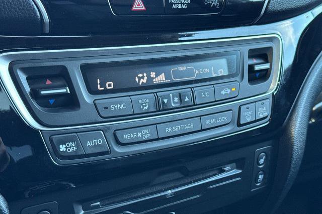 Used 2022 Honda Pilot Elite image 21