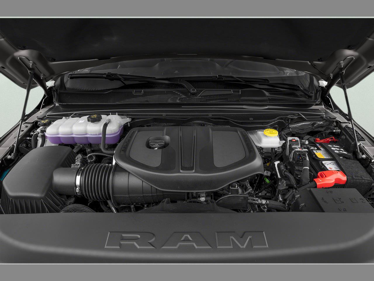 Used 2025 RAM 1500 Laramie w/ Laramie Southwest Edition AWD/4WD image 40