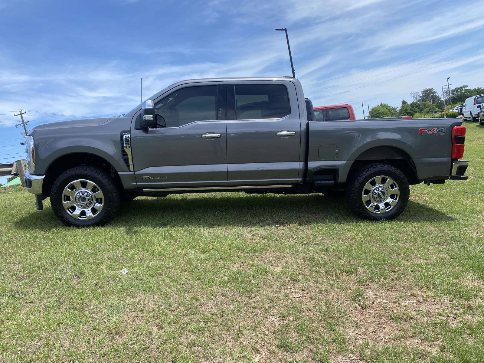 Certified 2024 Ford F250 Lariat w/ Lariat Ultimate Package AWD/4WD image 4