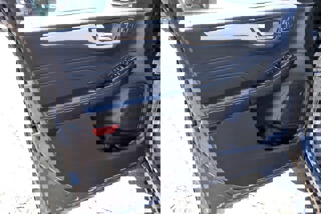 Certified 2022 Ford Escape SEL w/ Technology Package FWD image 23