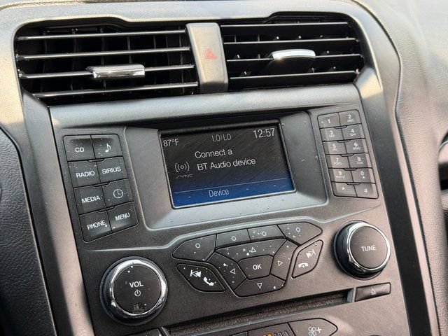 Certified 2018 Ford Fusion SE w/ Equipment Group 601A FWD image 5