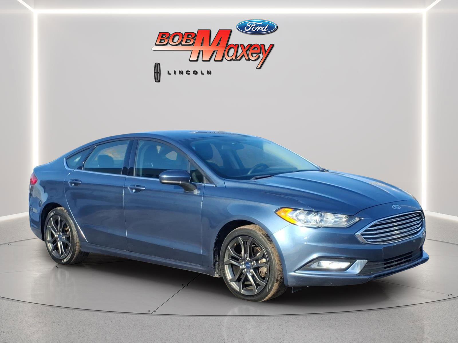 Certified 2018 Ford Fusion SE w/ Equipment Group 201A image 5