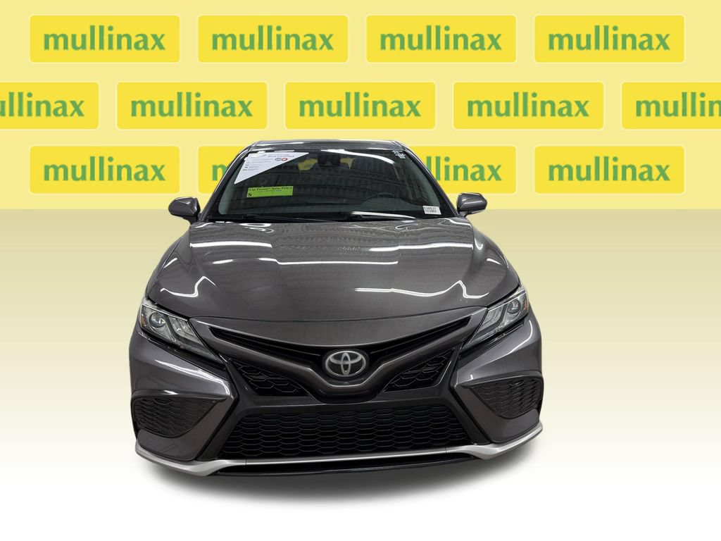 Used 2021 Toyota Camry XSE FWD image 15