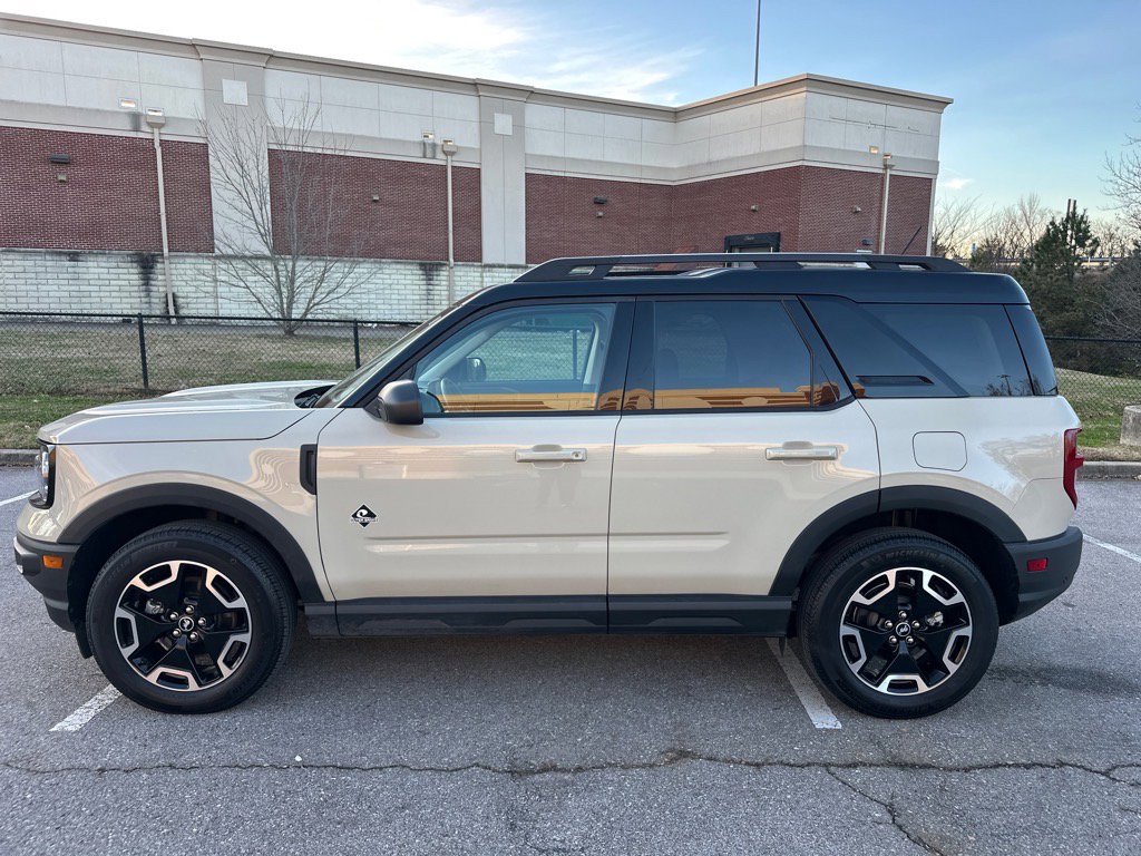 Certified 2024 Ford Bronco Sport Outer Banks w/ Tech Package image 3