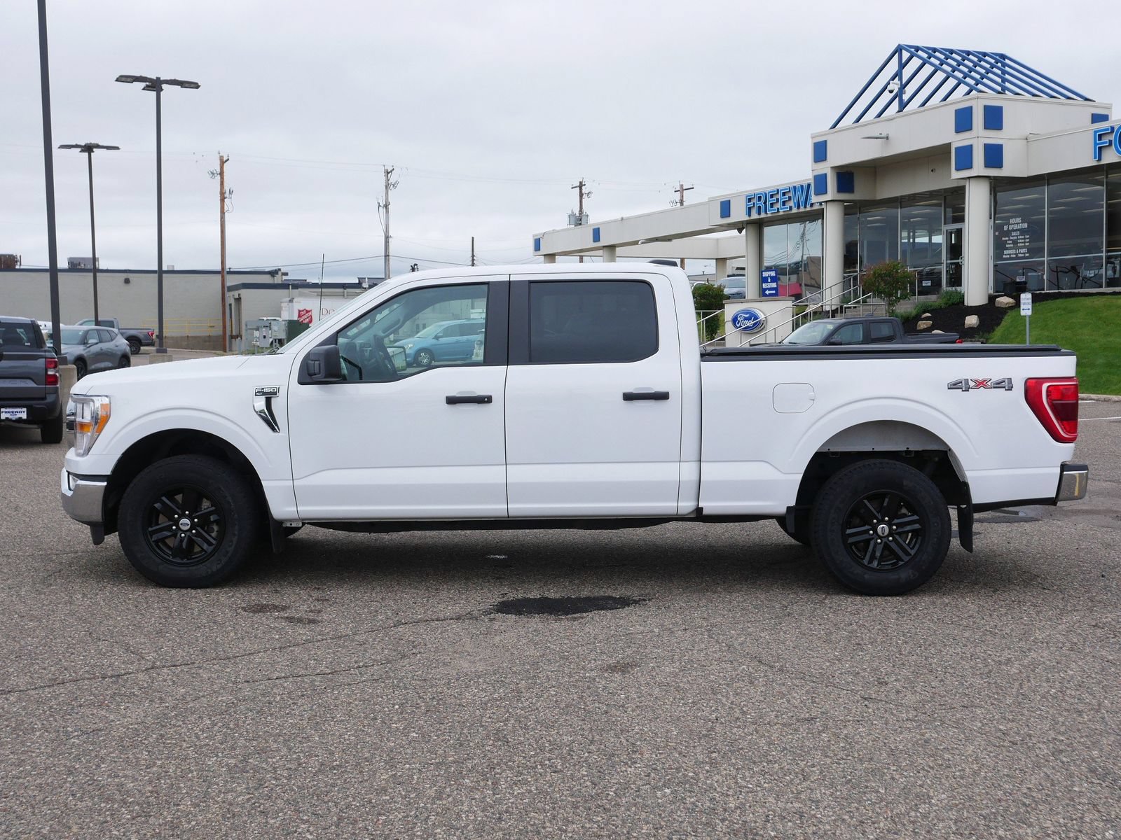Certified 2022 Ford F150 XLT w/ Trailer Tow Package AWD/4WD image 2