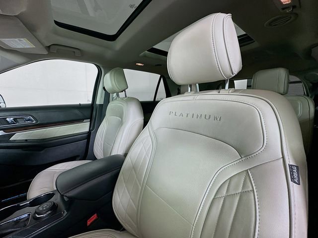 Certified 2017 Ford Explorer Platinum image 24