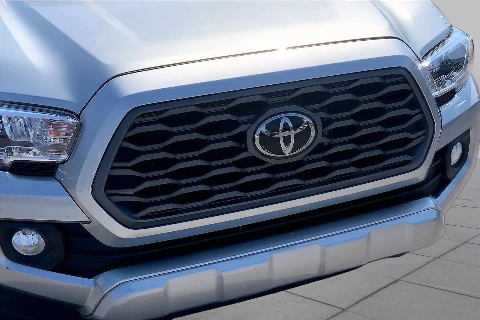 Used 2023 Toyota Tacoma TRD Sport RWD image 30