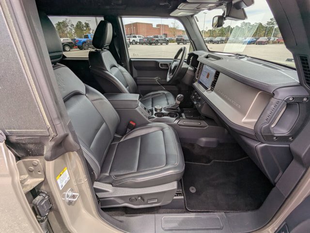 Certified 2025 Ford Bronco Outer Banks AWD/4WD image 38