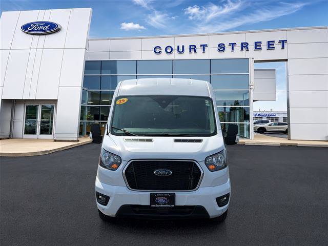 Certified 2025 Ford Transit 350 XLT RWD image 2