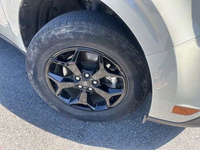 Certified 2025 Ford Maverick XLT w/ XLT Luxury Package AWD/4WD image 15