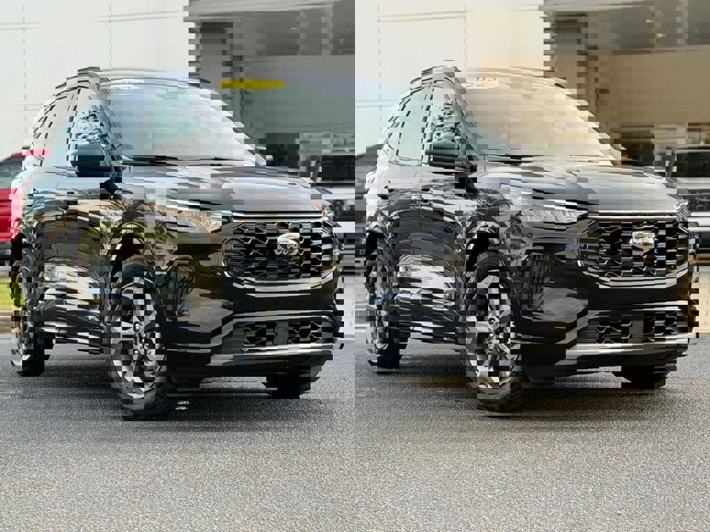 Certified 2023 Ford Escape ST-Line w/ Tech Pack #1 image 2