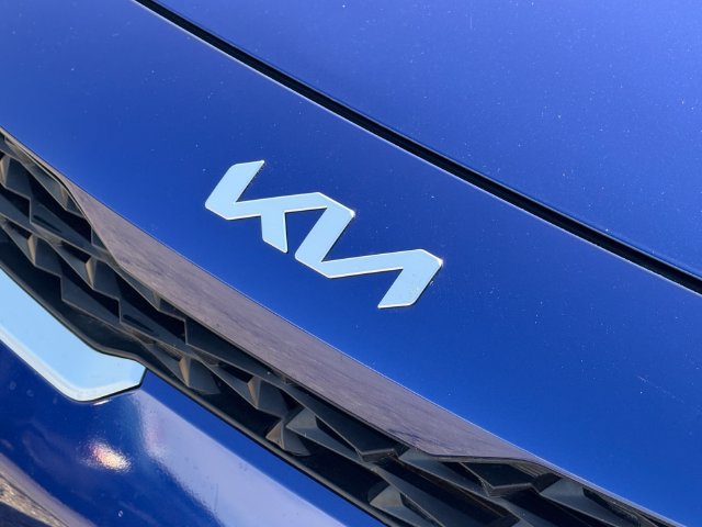 Used 2023 Kia Forte LXS w/ LXS Technology Package FWD image 22