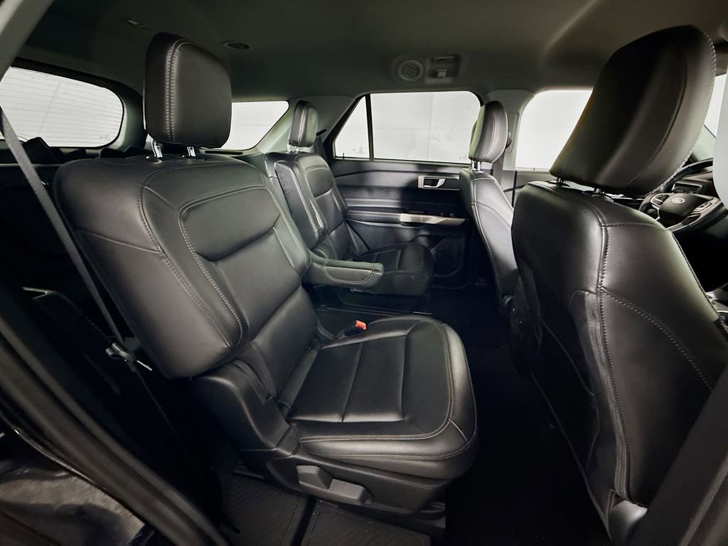 Certified 2023 Ford Explorer XLT w/ Equipment Group 202A image 27