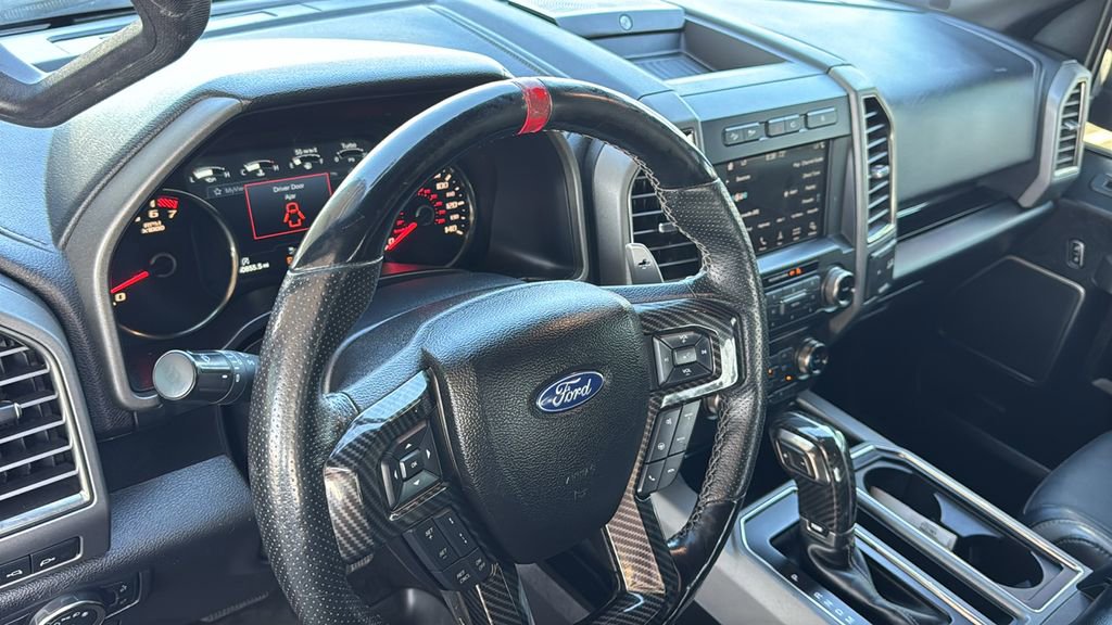 Certified 2018 Ford F150 Raptor w/ Equipment Group 802A Luxury image 22